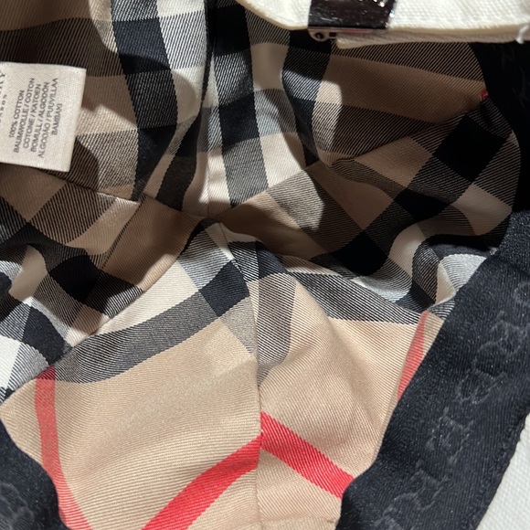 Authentic Burberry Established 1856 Cap - Picture 12 of 13